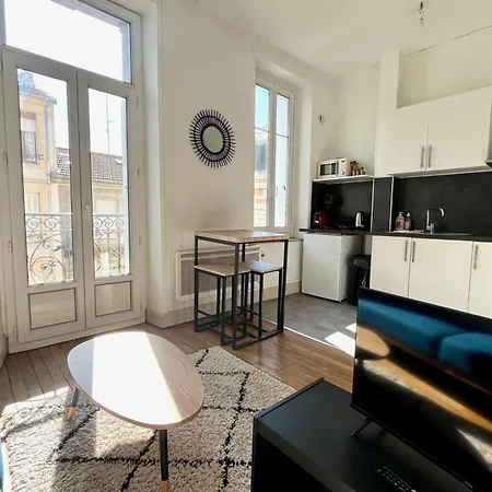 Artem Thermal F2 Equipe Апартаменты Нанси